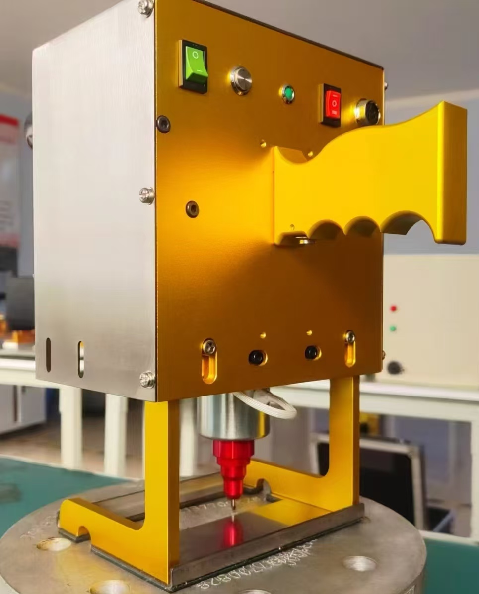 Käeshoitav elektriline graveerimismasin, metallist graveerimismasin terastorule